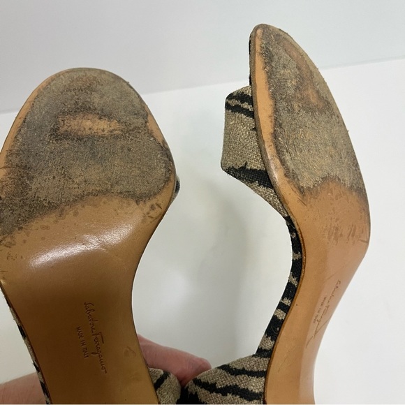 Salvatore Ferragamo Black and Tan Animal Print Heels Size 9 - Picture 8 of 10